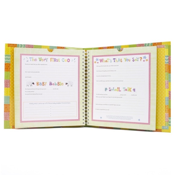 Baby's First Year Memory Keeper with 24 Storage Pockets - Picture 3 of 10